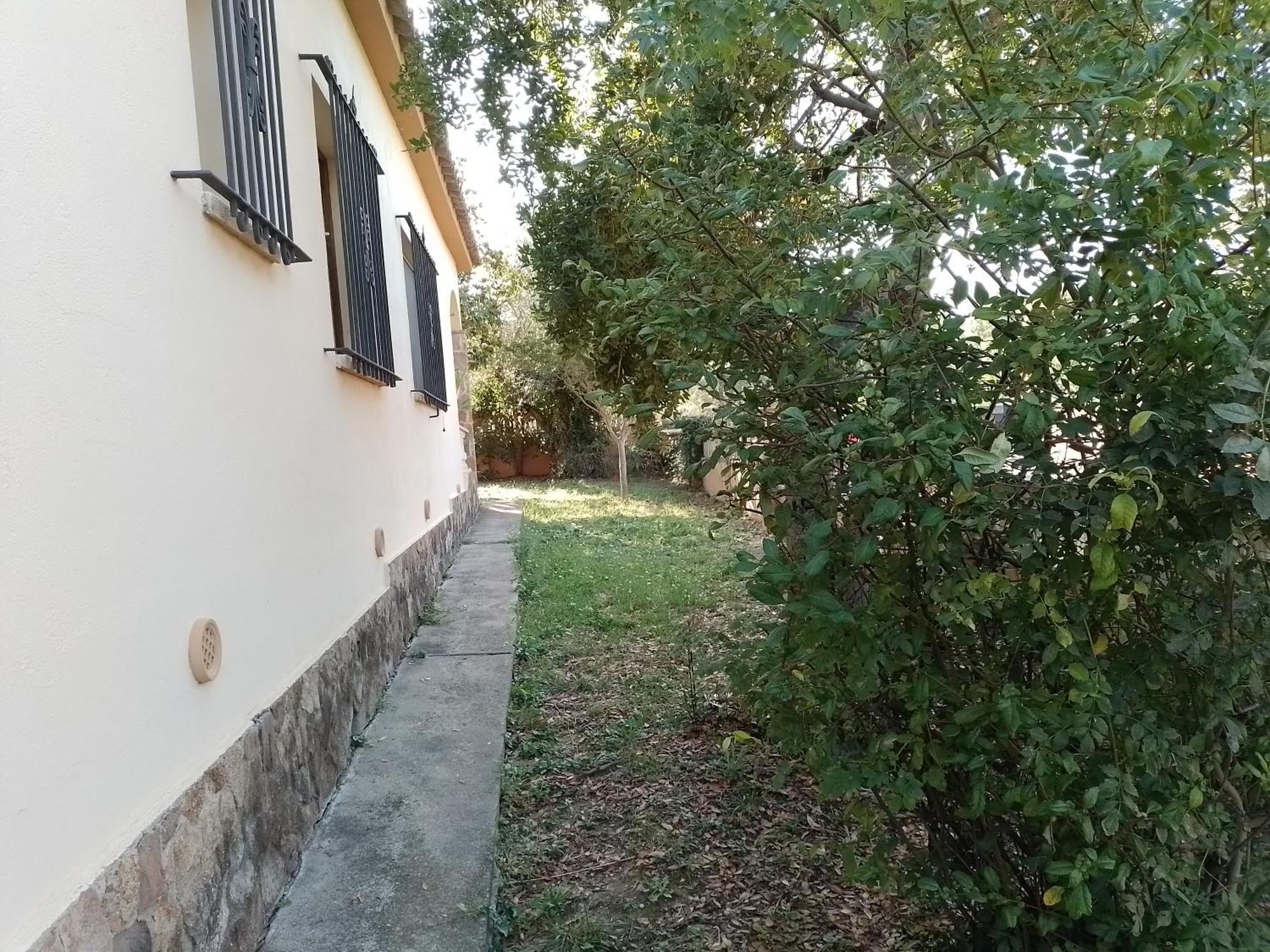 Holiday home Casa Amb Gran Jardi A Vilauer-costa Brava - Alt Emporda *